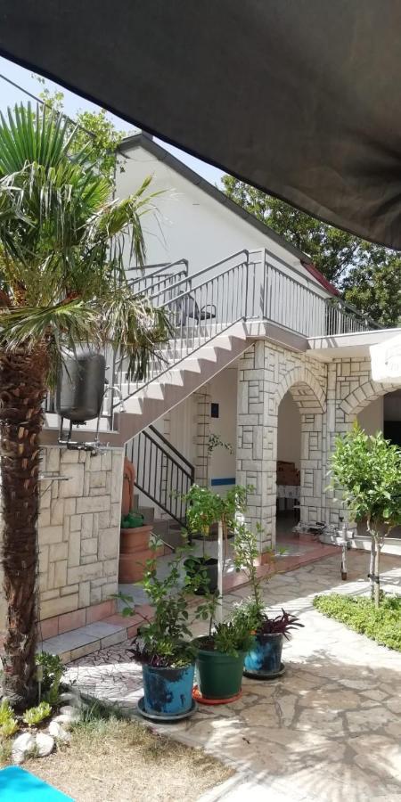 Apartment Hajduk Starigrad Paklenica Exteriör bild