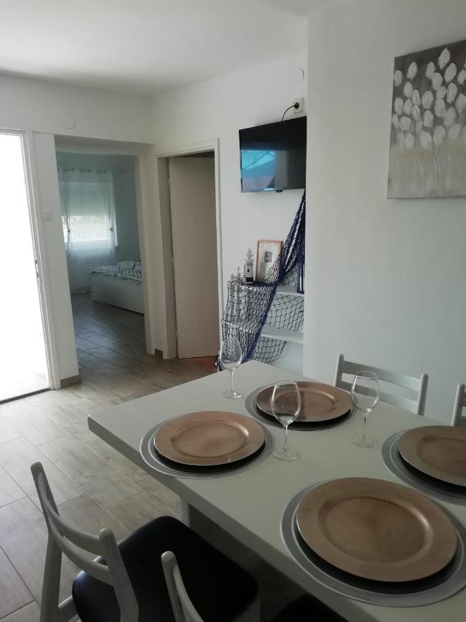 Apartment Hajduk Starigrad Paklenica Exteriör bild