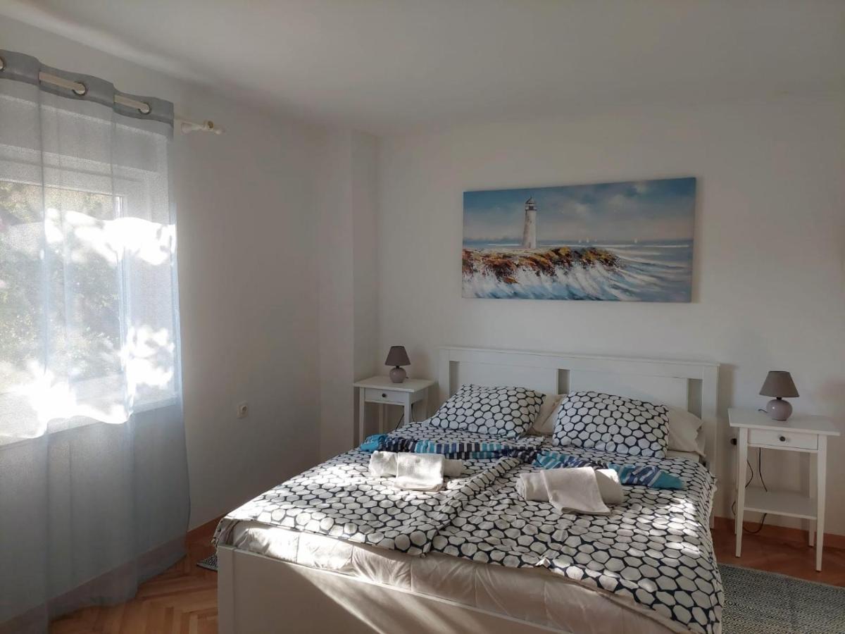 Apartment Hajduk Starigrad Paklenica Exteriör bild